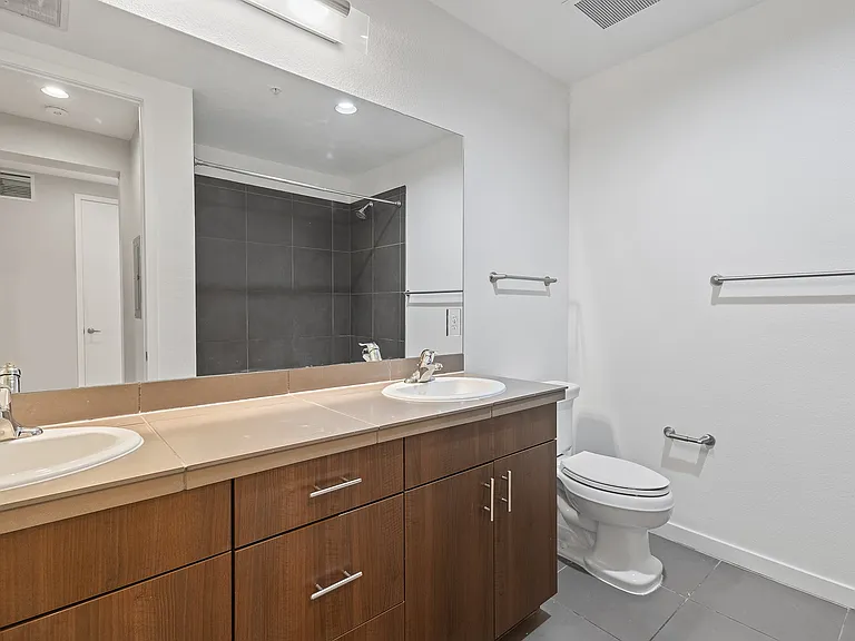 Zuma Apartments — Photo 20