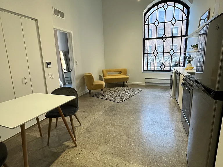 Lawrence Lofts — Photo 31