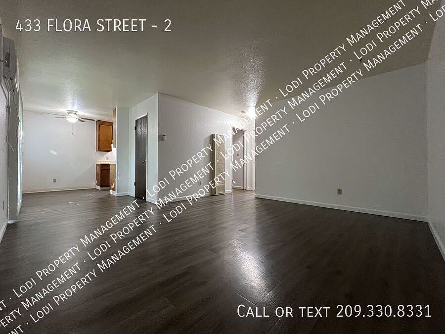 433 Flora St Lodi CA Zillow