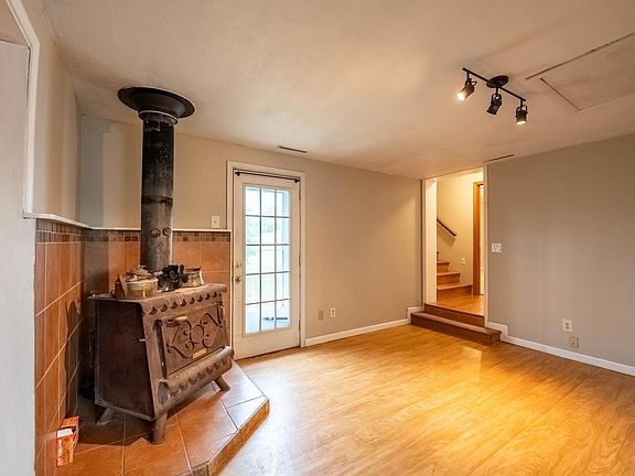 4th image of 8862 N County Road 750 W