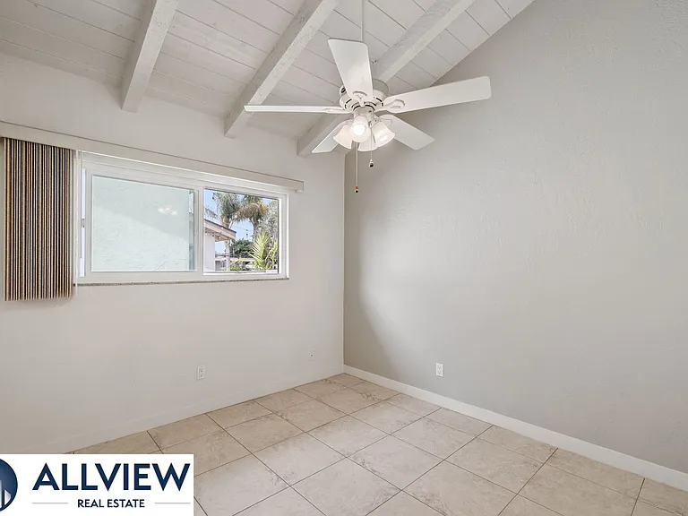 203 Oswego Ave — Photo 14