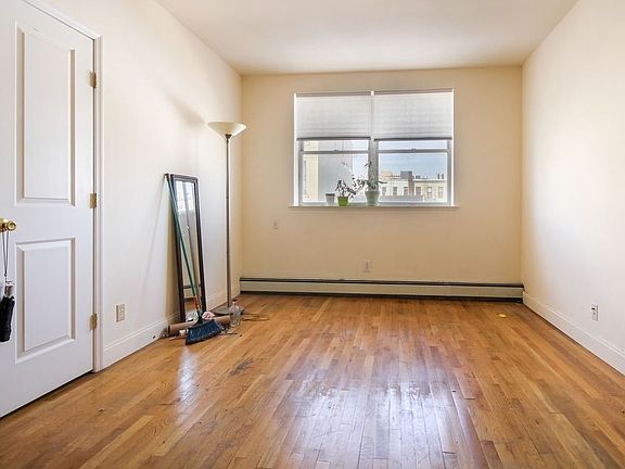 3rd image of 1342 De Kalb Ave #3A