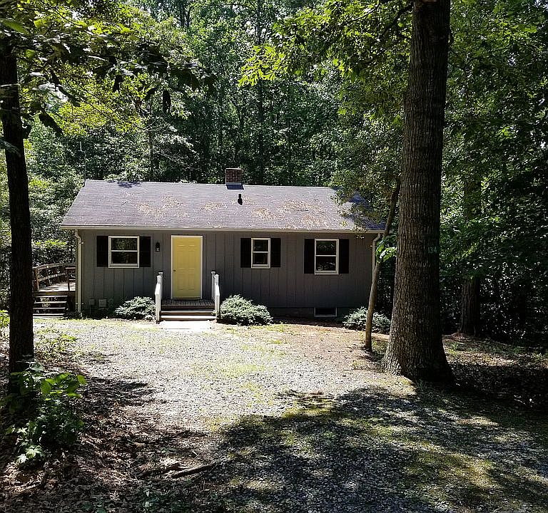 1st image of 134 Evergreen Dr