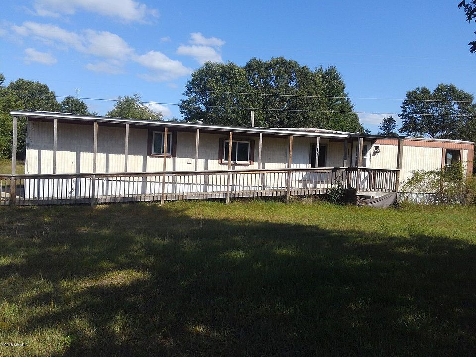 2nd image of 8872 S Beech Ave