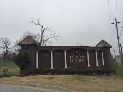 105 Corsica St, Lowell, AR, 72745