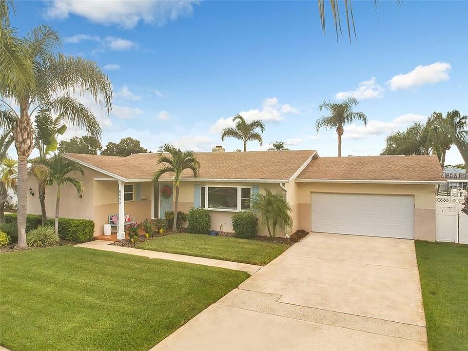 1st image of 8443 Flagstone Dr