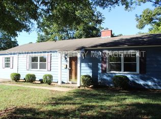 2632 Englehardt St, Charlotte, NC 28216