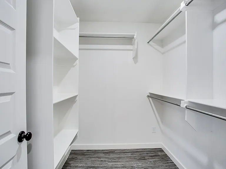 10509 Abbeville Ave — Photo 11