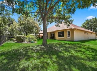 10512 Belvedere Dr, Denton, TX 76207