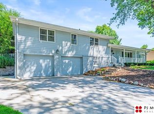 10702 Martha St, Omaha, NE 68124