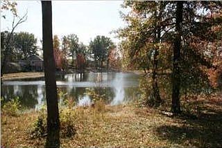4th image of 7811 Woodland Dr