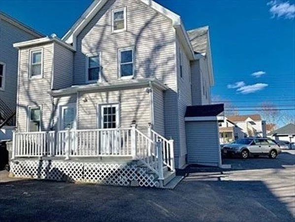 189 Irving St #2 — Photo 4