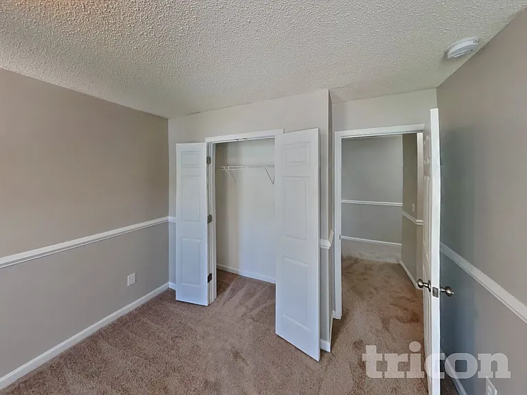 200 Falcon Rd — Photo 11