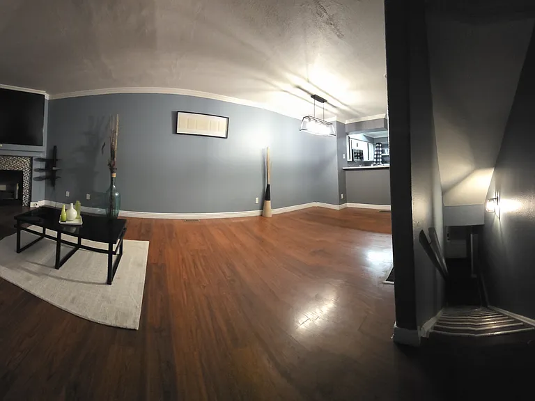 11809 E Kepner Dr — Photo 8