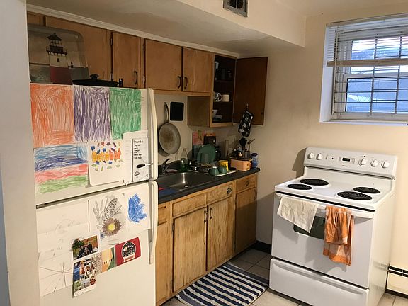 5th image of 17 Englewood Ave #3