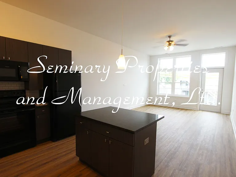 Prime Southport Corridor newer construction one-bedroom's — Photo 92