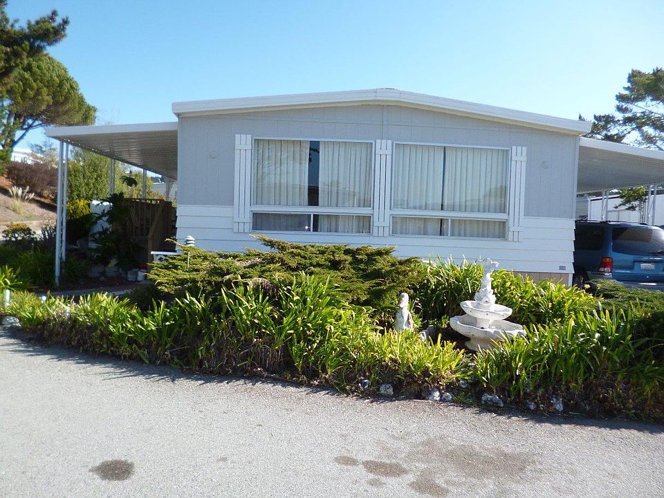 1st image of 12 Pelican Cir