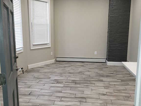 2nd image of 39 Brighton Ave