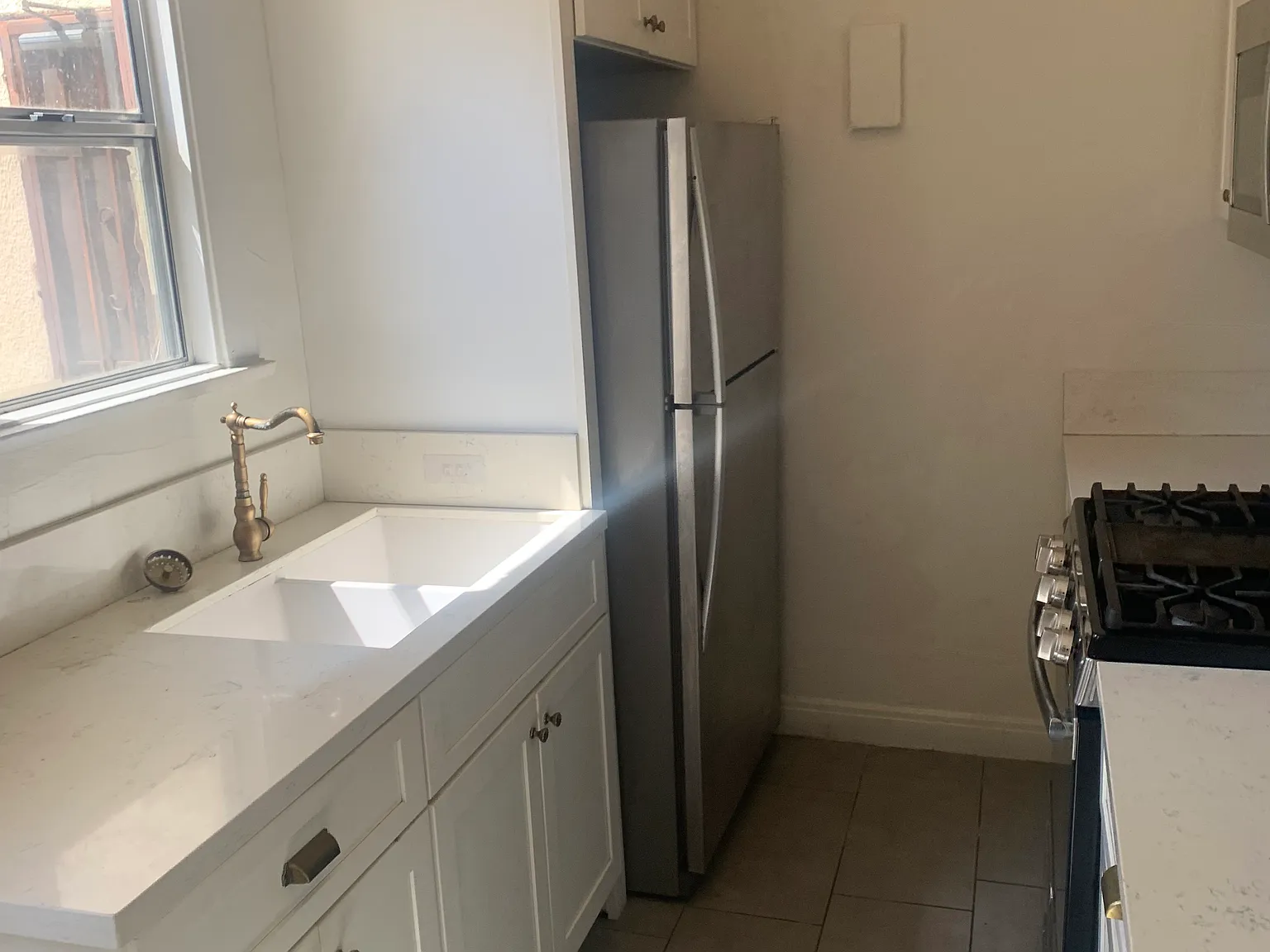 Studio, 450 sqft, $1,450 — Photo 4