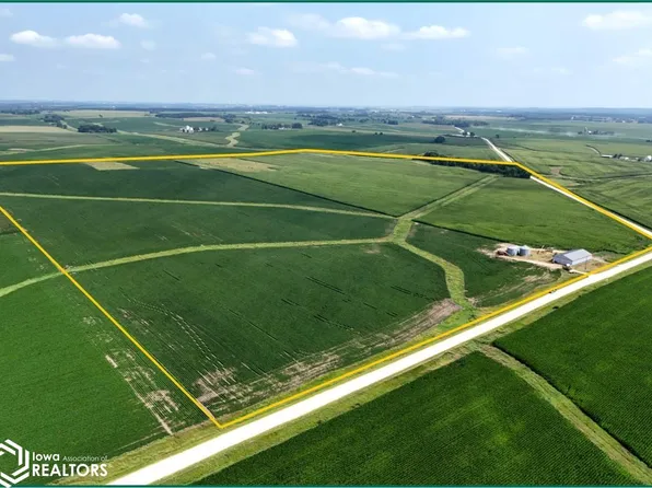 Amission Rd, Strawberry Pt, IA 52076