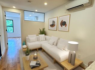 442 E 9th St #2F, New York, NY 10009