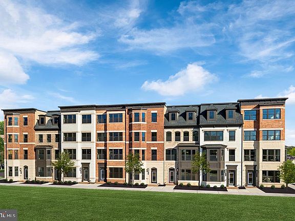 2nd image of 116 Market Sq NW Lot A