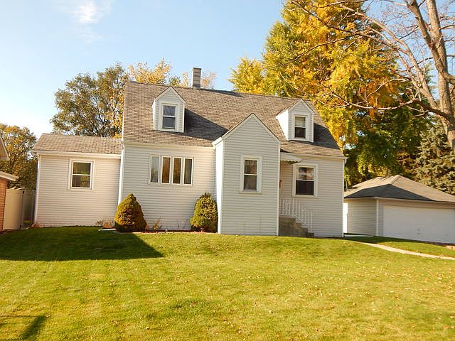 1st image of 3146 Derrough Ave