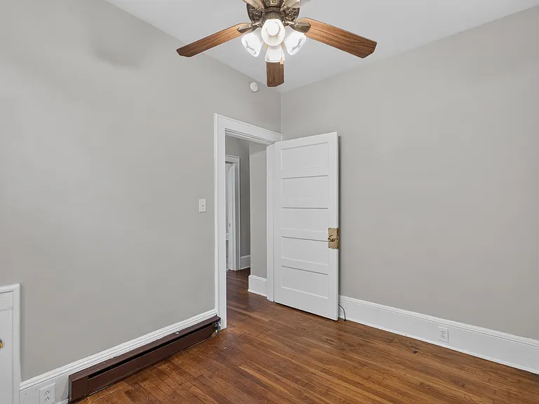 204 Bedford Pl #MAIN — Photo 7
