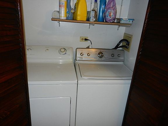 3rd image of 120 Washington Ter