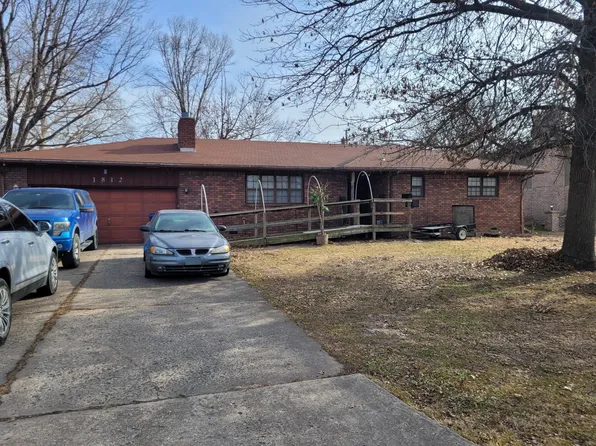 1812 H St NW, Miami, OK 74354