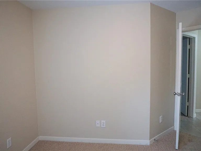 1810 Stephanie St — Photo 22