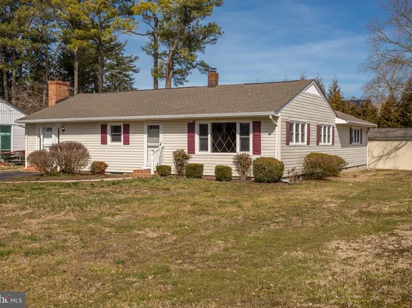 4 Woodside Dr, Milford, DE 19963