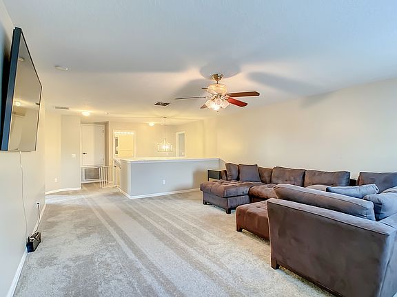4th image of 14690 Tanja King Blvd