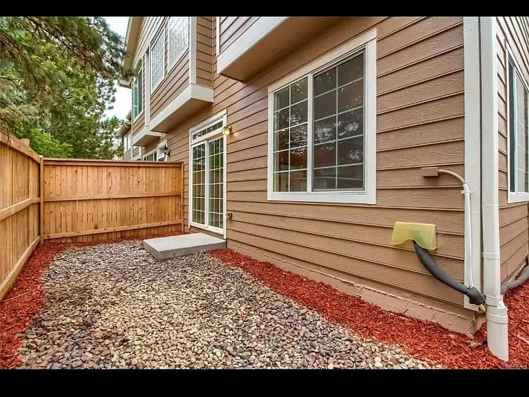 1263 Carlyle Park Cir — Photo 15