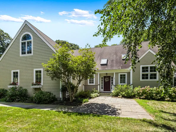 46 Marvin Circle, Falmouth, MA 02540