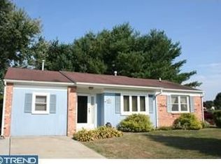 15 Reubens Cir, Newark, DE 19702