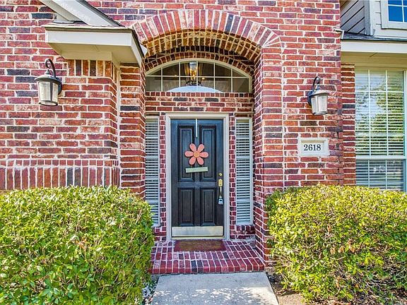 3rd image of 2618 Caddo Ct
