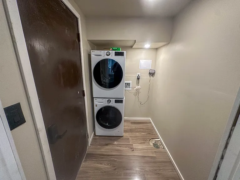 7623 S Cambria Cir #B — Photo 22
