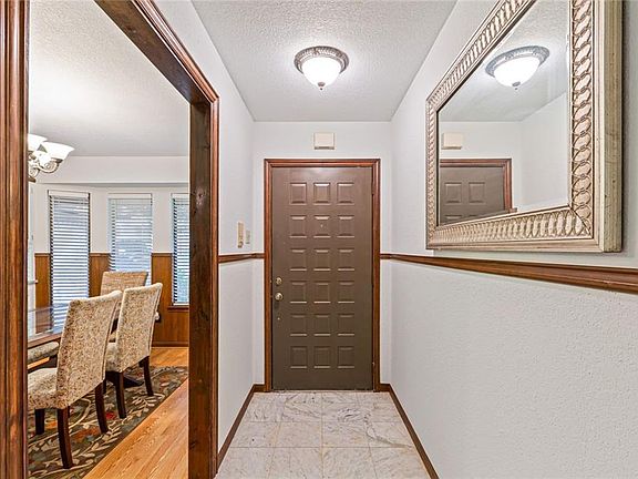 4th image of 4318 Green Oak Dr