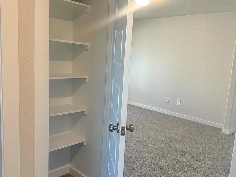 9458 Herons Preserve — Photo 3