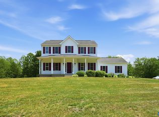 830 Racoon Rdg, Scottsville, VA 24590