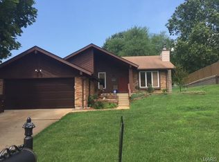 913 Millwood Dr, Saint Peters, MO 63376