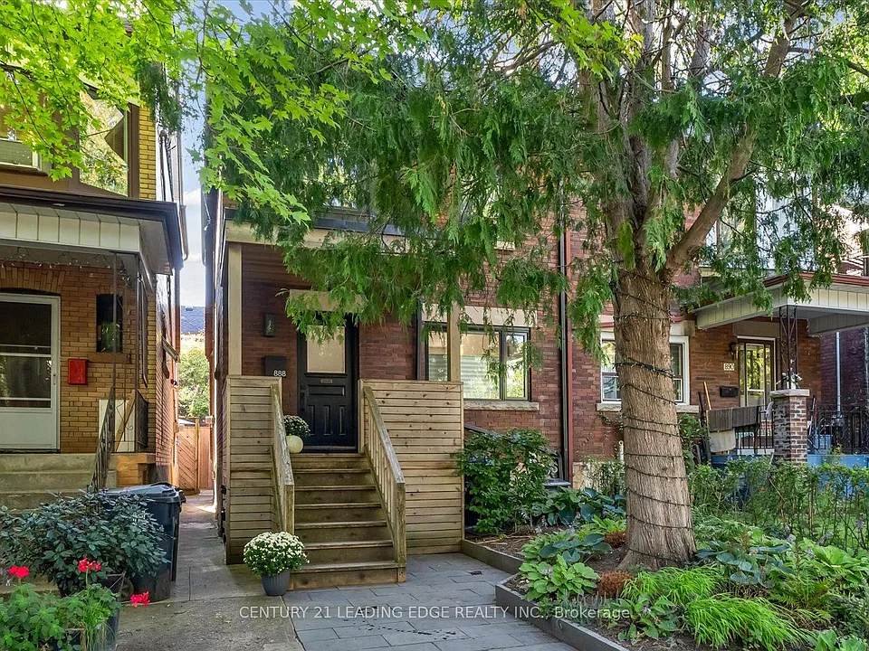 888 Manning Ave