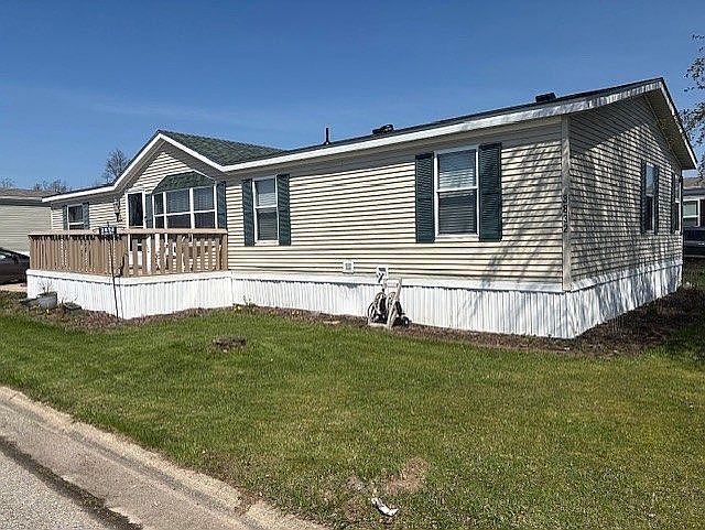 1st image of 3832 Erie Dr