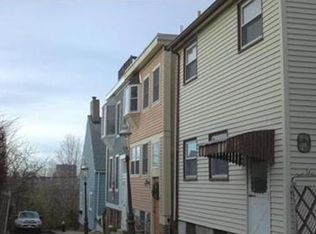 2 Bunker Hill Ct, Charlestown, MA 02129