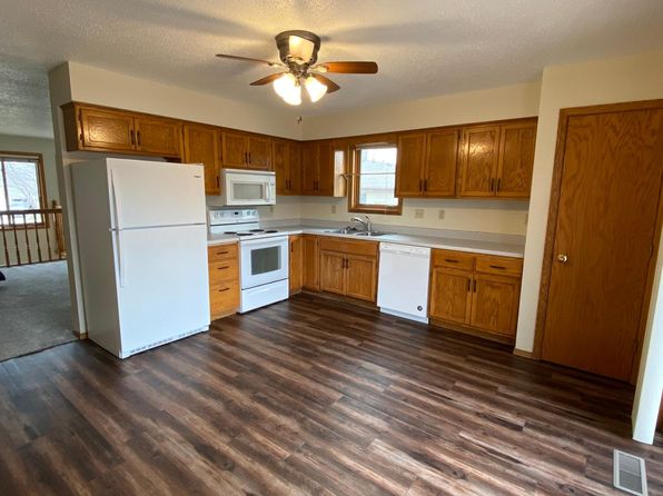 1511 E Cedar Cir