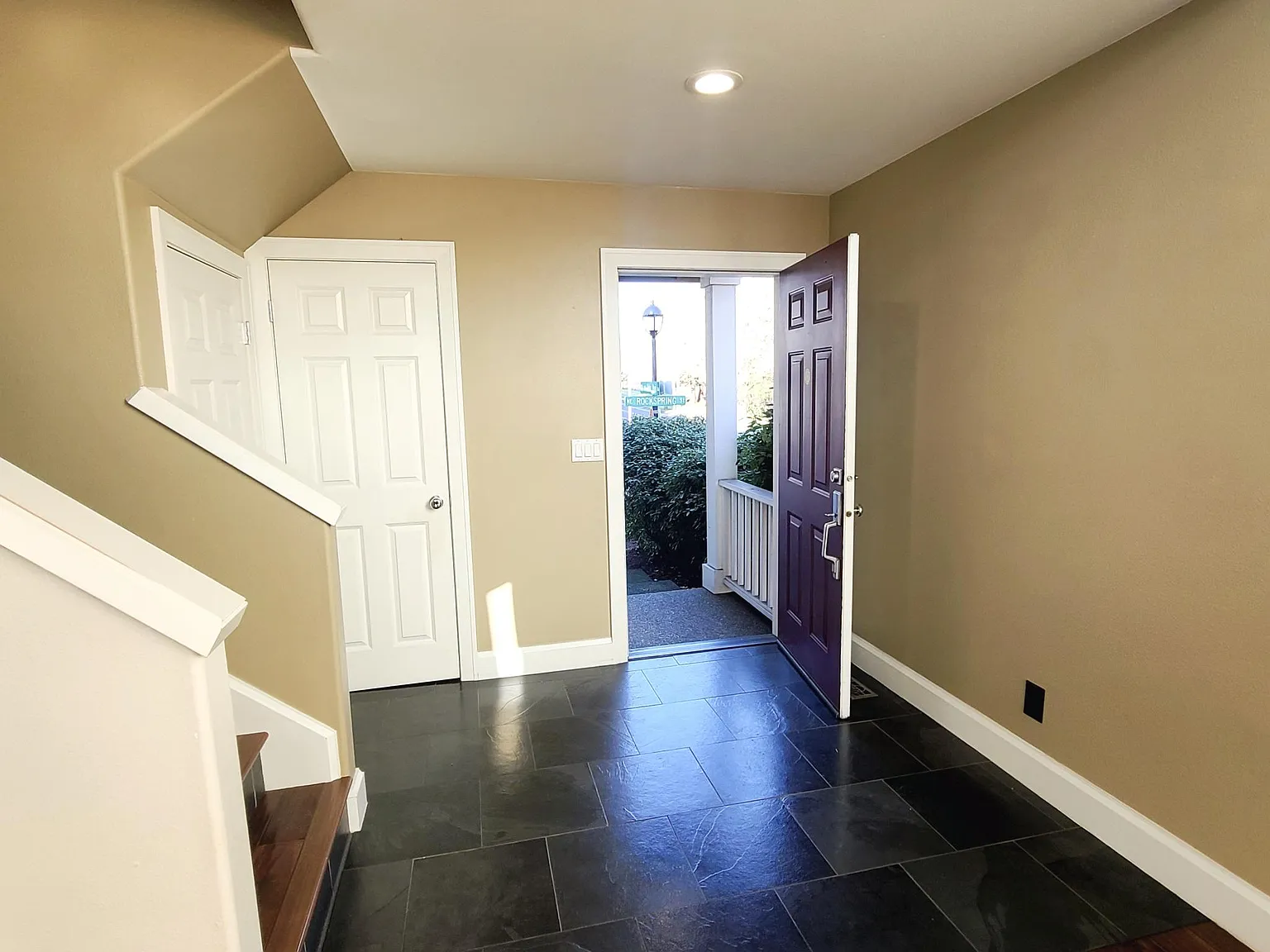 2 bed, 2.5 bath, 1500 sqft, $2,495 — Photo 2