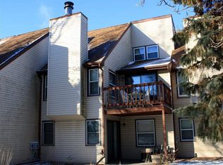 2554 Finger Rd, Green Bay, WI 54302