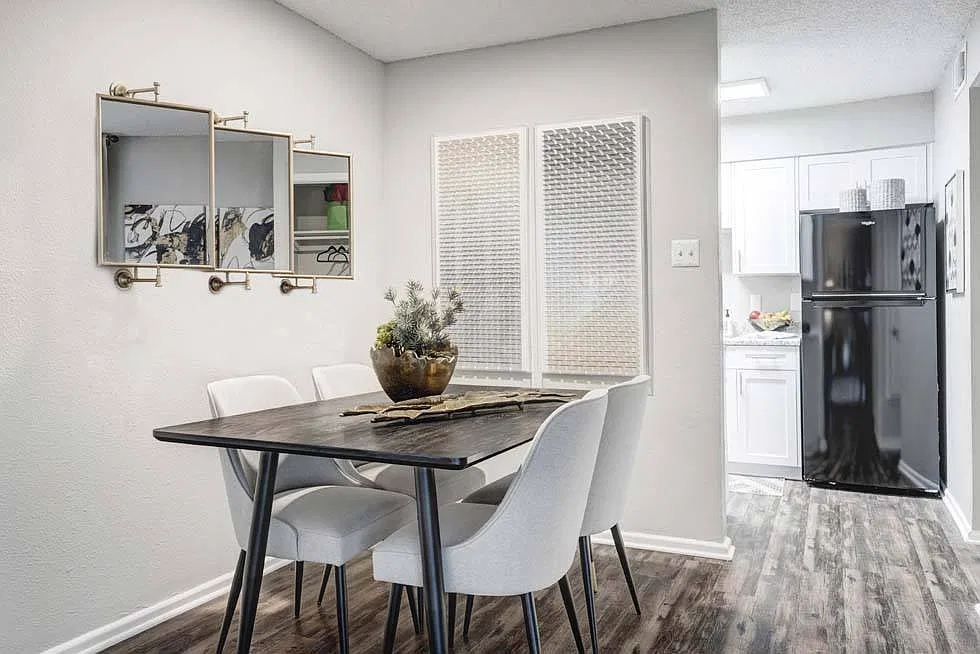 The Clara Apartments — Photo 4