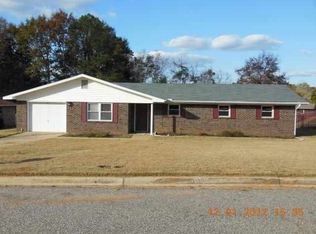 106 W Emerald Dr, Enterprise, AL 36330